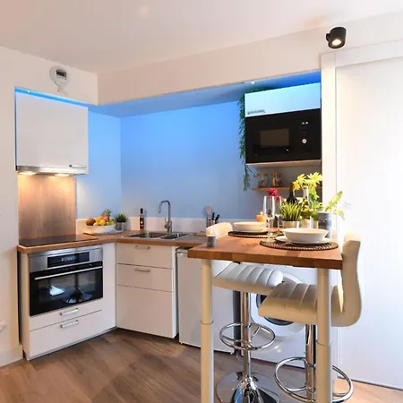 Super Chazelles - Metro - Hopitaux Lyon Sud Apartment Saint-Genis-Laval Exterior photo