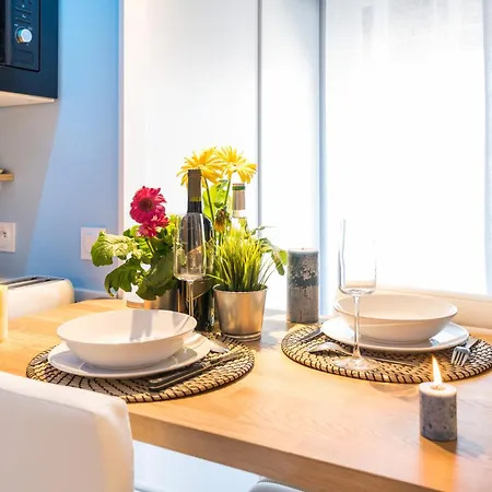 Super Chazelles - Metro - Hopitaux Lyon Sud Apartment Saint-Genis-Laval Exterior photo